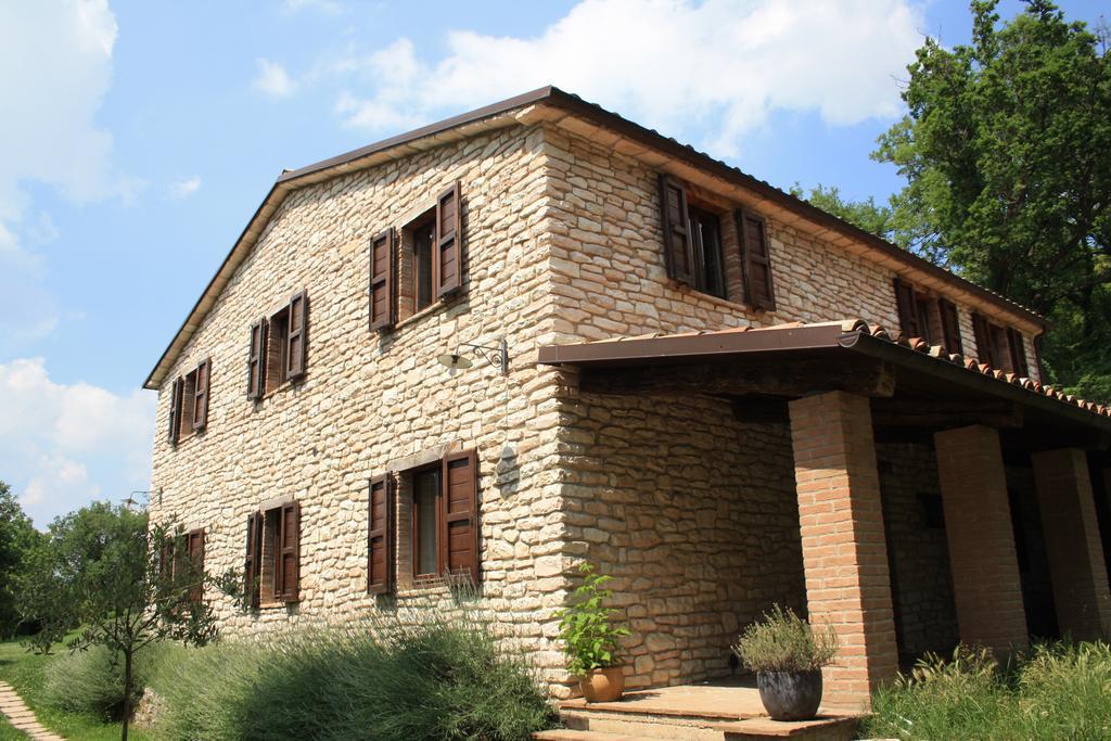 Agriturismo Valdifiori Sassoferrato Exterior foto